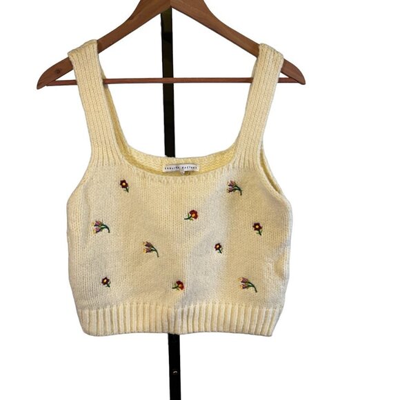 NWT English Factory Knit Embroidered Tank Top - Picture 2 of 8